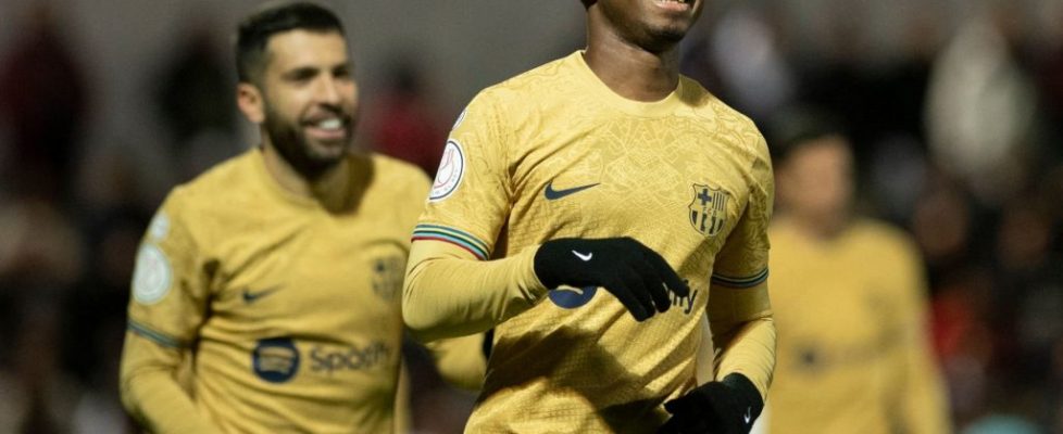 Ansu Fati celebra su gol al Ceuta