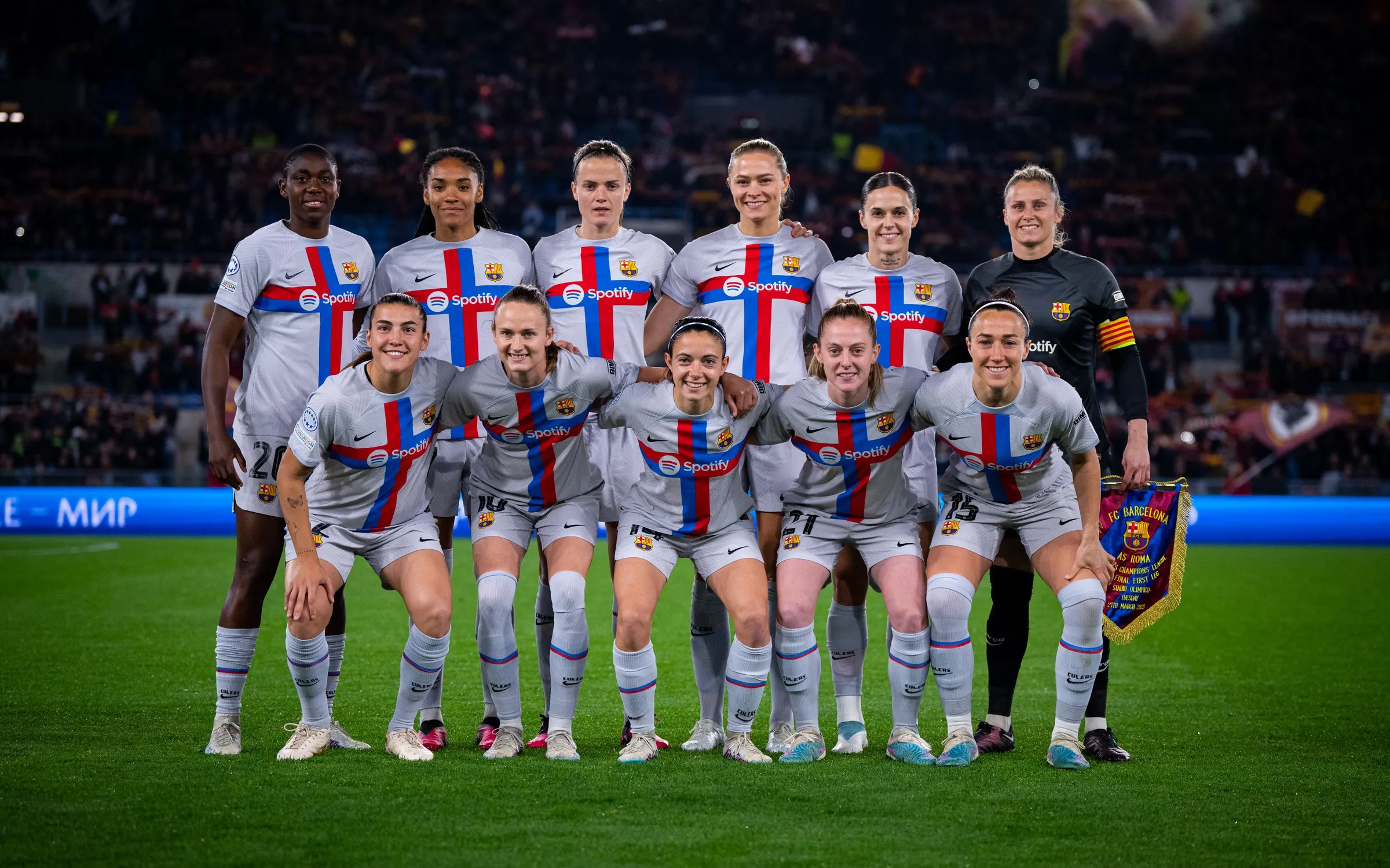 El once titular del Barça (@fcbfemeni)